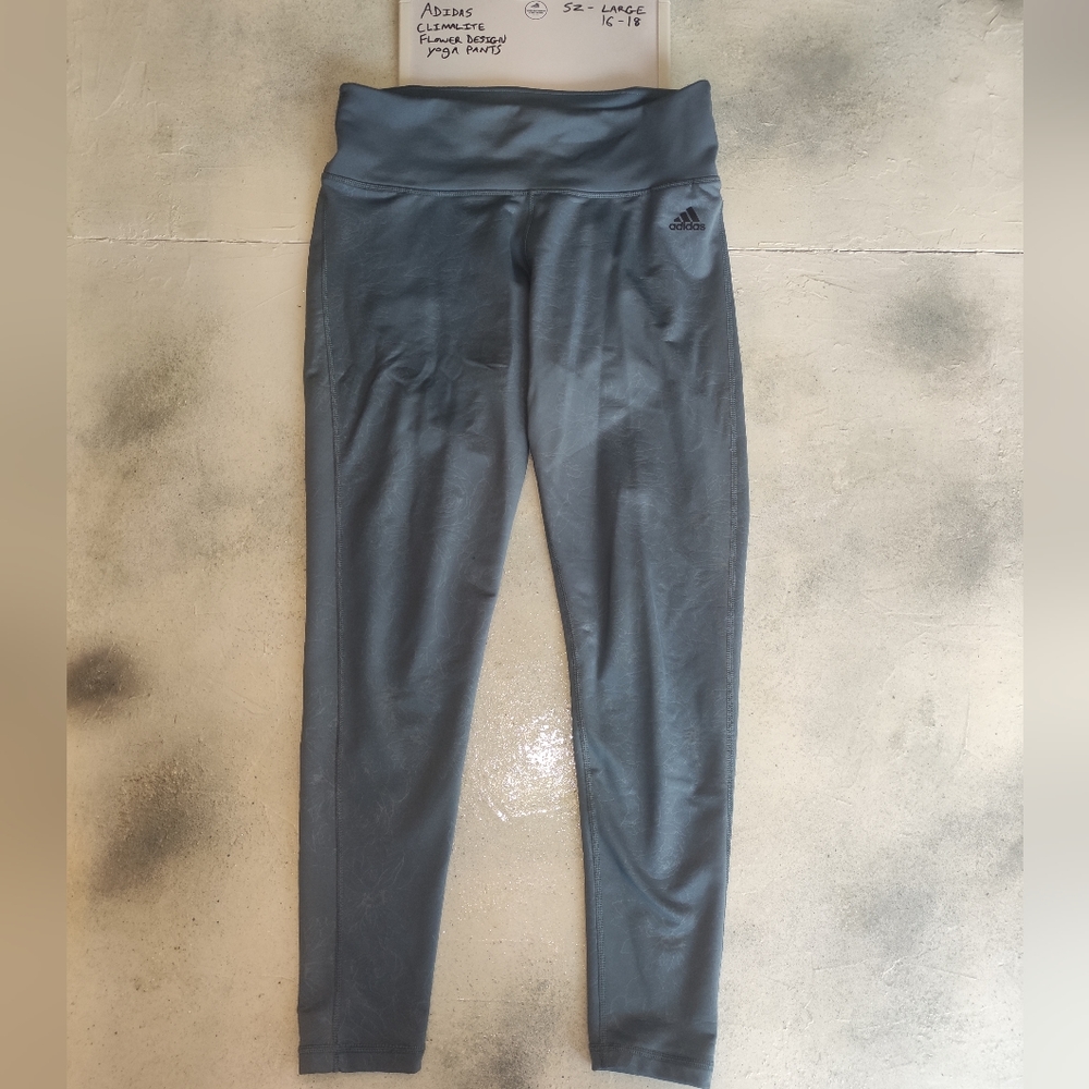 Womens Adidas Climawarm Yoga pants size Large